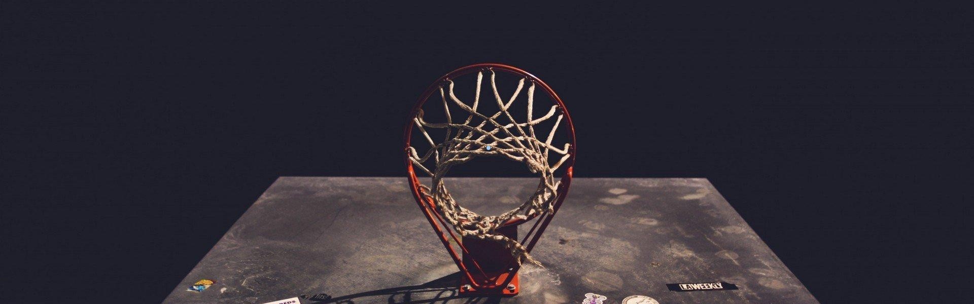 华体会app：追梦格林分享巴特勒受伤感人瞬间，四次提及无法陪伴子女前往游戏厅