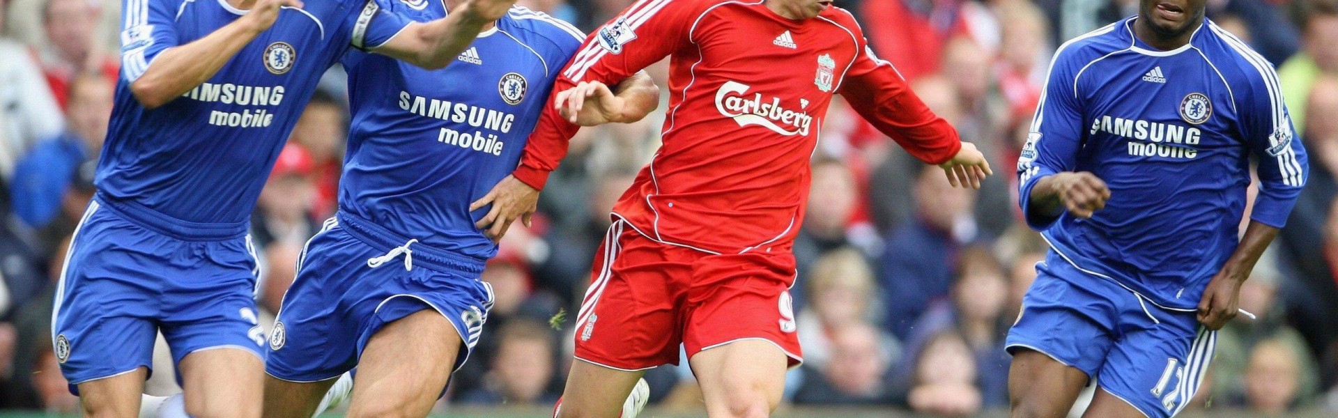 华体会体育app：半场风暴！斯塔尼希奇罕见破门奥利塞闪电建功，拜仁主场2-0强势压制海登海姆