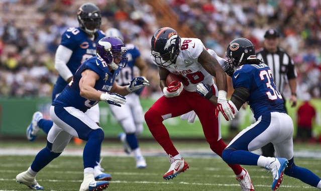 华体会：杰伦-布朗30分两双统治比赛，凯尔特人官方授予最佳球员荣誉