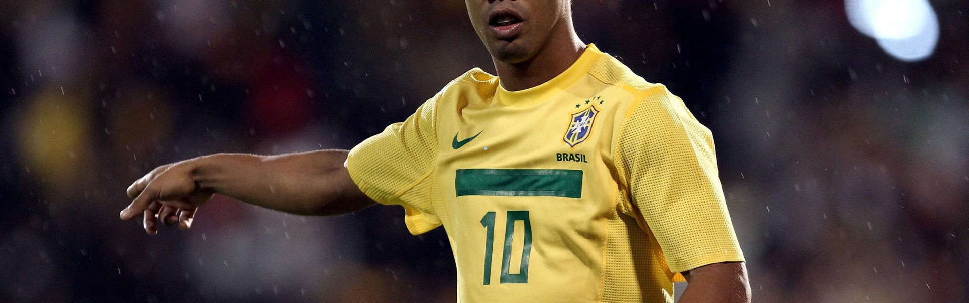 华体会app_杜兰特赞誉谢泼德，活力射手如何革新球场空间艺术