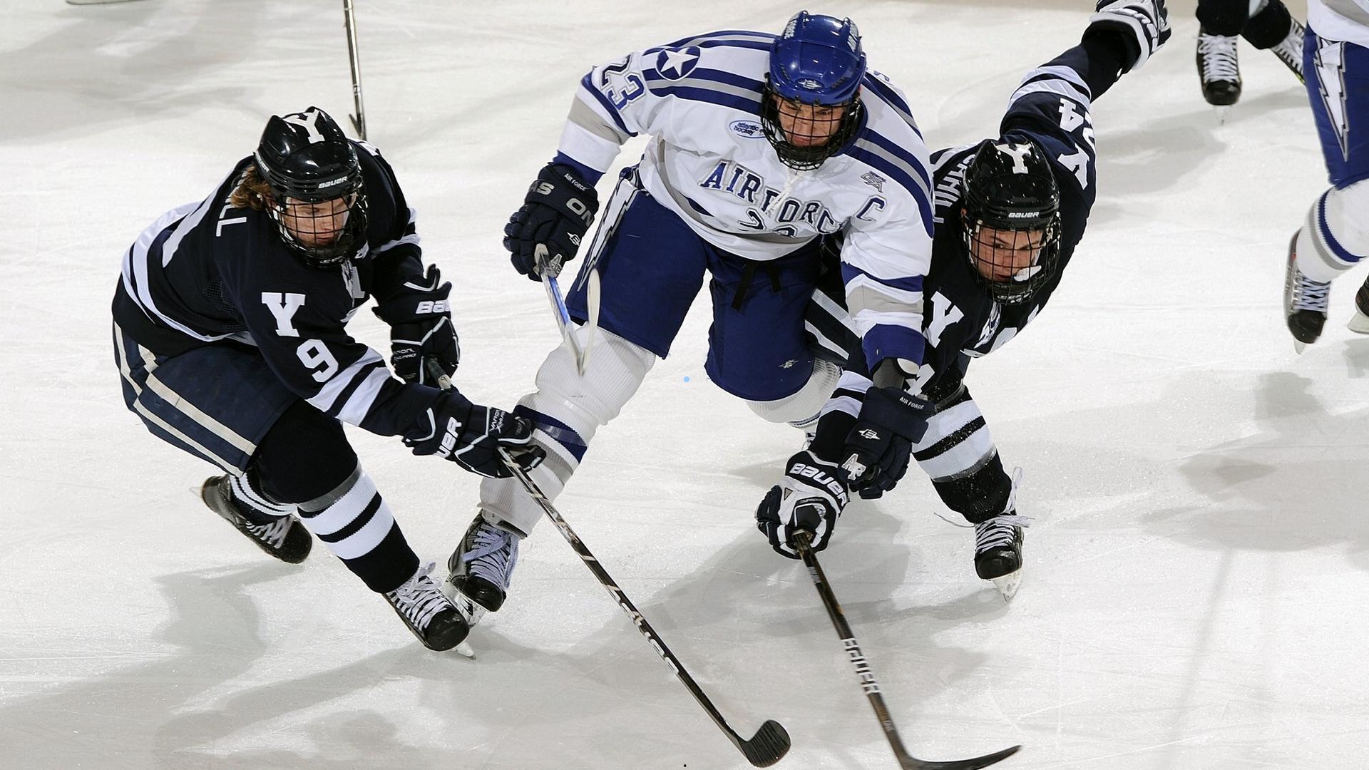 马特乌斯滑雪意外受伤接受肩部手术,克罗斯临时担纲欧联杯解说引发热议