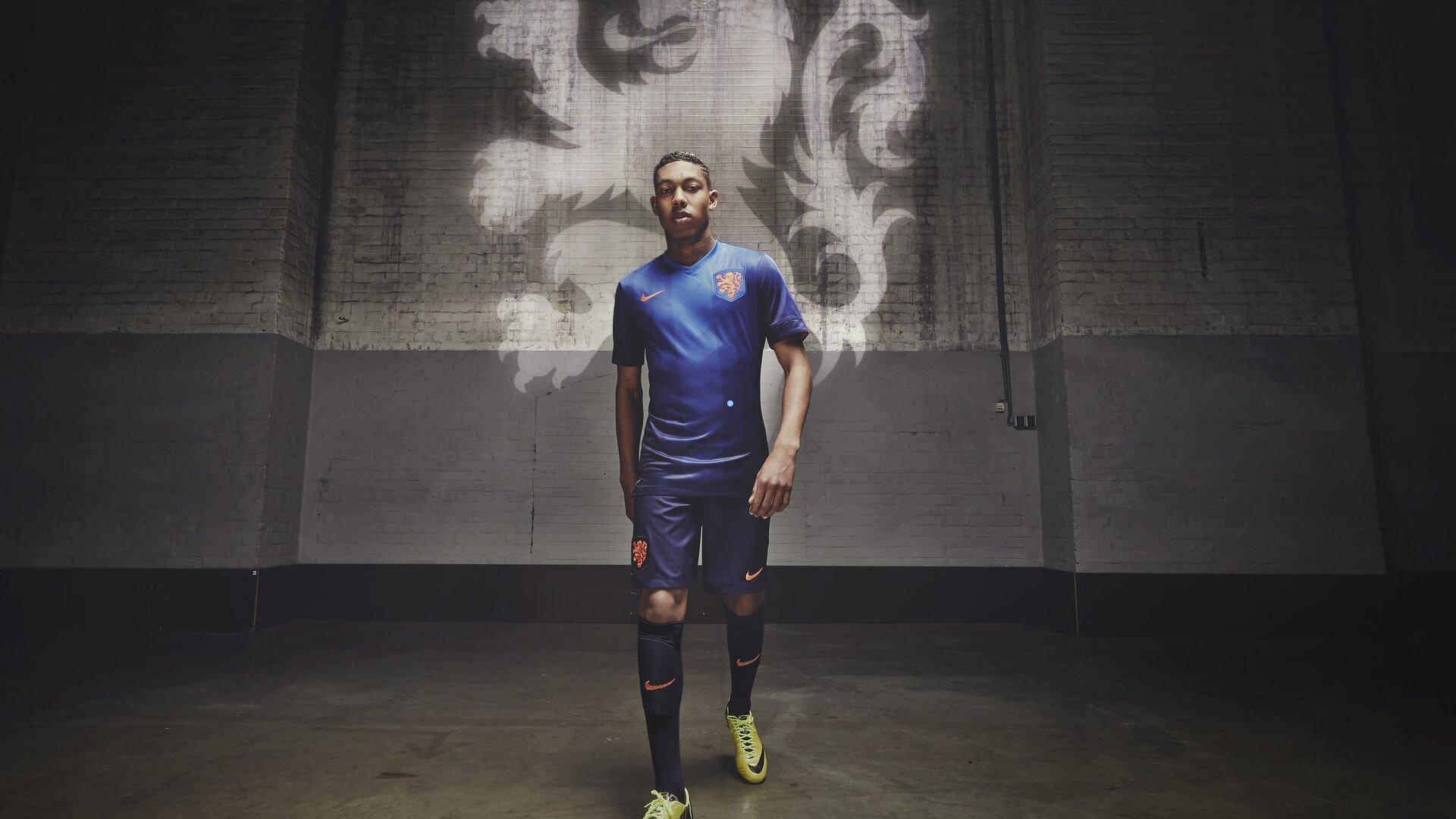 土超转会市场展现精明策略,多特蒙德中场高薪要求遭遇冷遇